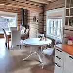 Σπίτι διακοπών Luxurious 4 Bedroom Mountain With Gaustatoppen View *