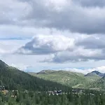 Luxurious 4 Bedroom Mountain With Gaustatoppen View * Gaustablikk