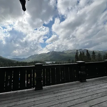 Luxurious 4 Bedroom Mountain With Gaustatoppen View Feriehus *