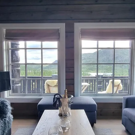 Feriehus Luxurious 4 Bedroom Mountain With Gaustatoppen View *