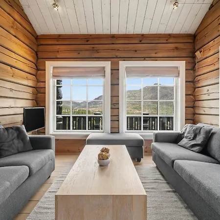 Luxurious 4 Bedroom Mountain With Gaustatoppen View Feriehus *